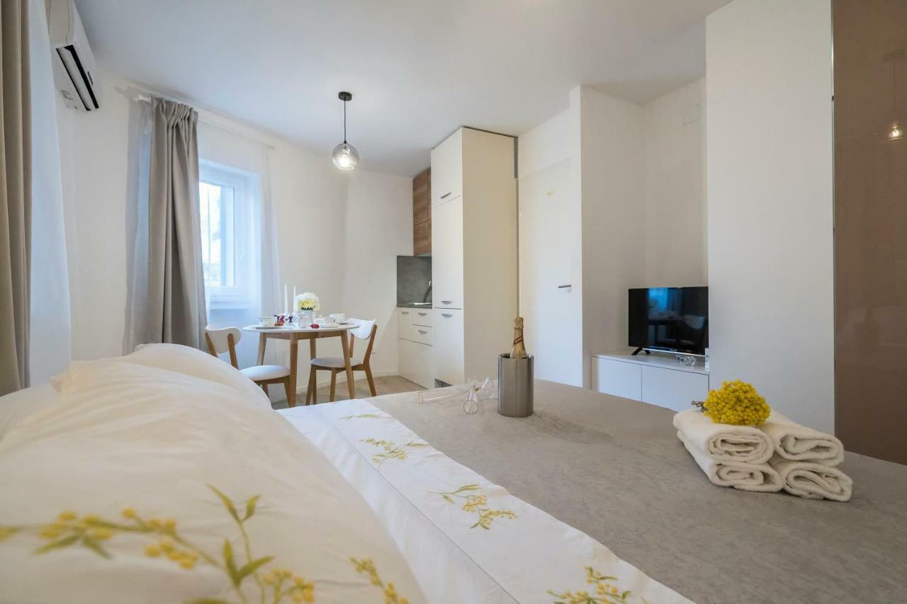Studio Apartments Petar In Old Part Of Town Split Bagian luar foto
