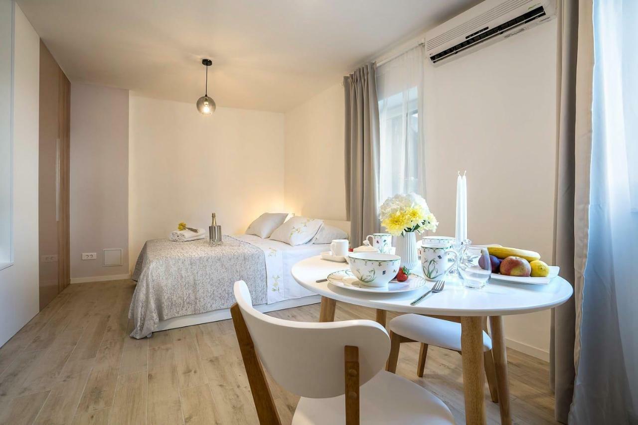 Studio Apartments Petar In Old Part Of Town Split Bagian luar foto