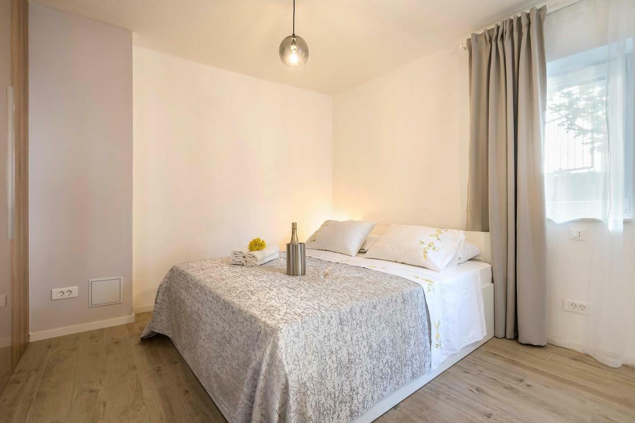 Studio Apartments Petar In Old Part Of Town Split Bagian luar foto